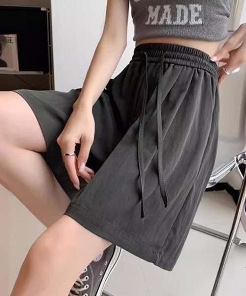 SallyLunn(サリーラン)の「【さらっと快適】リラックスショートパンツ(その他パンツ・レディース・アイボリー/ブラック/ピンク/レッド/ダークグレー・MEDIUM)」の3枚目の写真