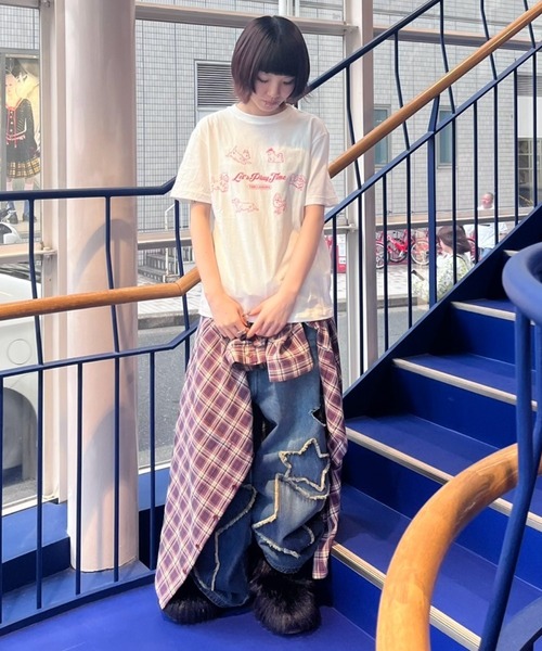 Candy Stripper(キャンディストリッパー)の「LET'S PLAY TIME Tシャツ(Tシャツ/カットソー・レディース・オフホワイト/ピンク/ライトブルー/ブルー/ブラック・M/L/XL)」の20枚目の写真