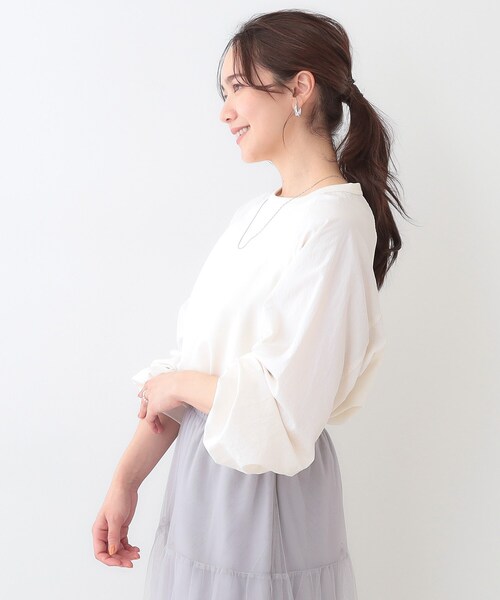 Cutie Blonde(キューティーブロンド)の「【洗える】季節の変わり目に ラグランナイロントップス(Tシャツ/カットソー・レディース・オフホワイト/チャコールグレー/カーキ・00)」の8枚目の写真