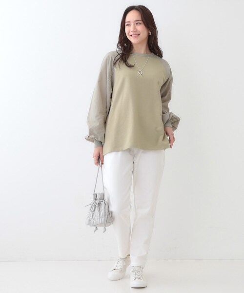 Cutie Blonde(キューティーブロンド)の「【洗える】季節の変わり目に ラグランナイロントップス(Tシャツ/カットソー・レディース・オフホワイト/チャコールグレー/カーキ・00)」の22枚目の写真