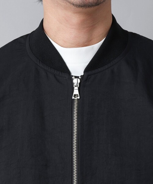 NOLLEY’S(ノーリーズ)の「【ACTIVE SECT】《限定展開》撥水ナイロンMA-1 25SS(ブルゾン・メンズ・ブラック/グレイッシュベージュ・L/M/S)」の16枚目の写真