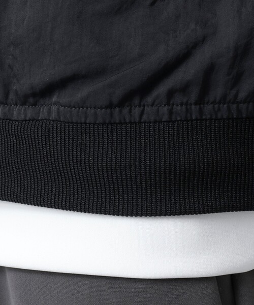 NOLLEY’S(ノーリーズ)の「【ACTIVE SECT】《限定展開》撥水ナイロンMA-1 25SS(ブルゾン・メンズ・ブラック/グレイッシュベージュ・L/M/S)」の20枚目の写真