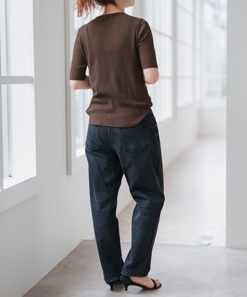 Spick & Span(スピックアンドスパン)の「18Gシアーリブハーフスリーブニット(ニット/セーター・レディース・チャコールグレー/ブラウン・FREE)」の14枚目の写真