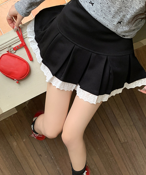 VIVID LADY(ビビッドレディー)の「プリーツ レース ミニスカート(スカート・レディース・ブラック/グレー・LARGE/MEDIUM/SMALL)」の5枚目の写真