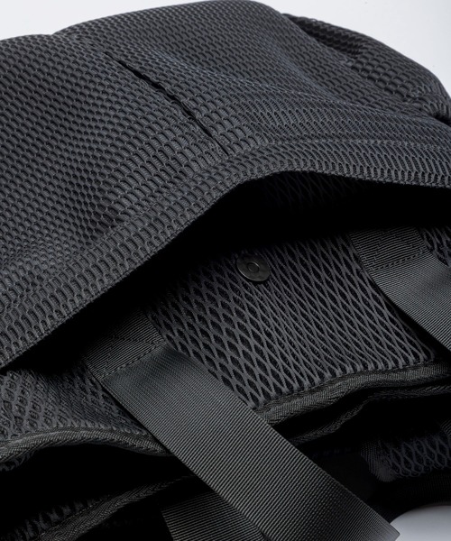 EDITA.(エディータ)の「洗濯機で洗える Washable standard 3way bag 多機能 / 通学(ショルダーバッグ・レディース・ブラック/ブラック×グレー・FREE)」の15枚目の写真