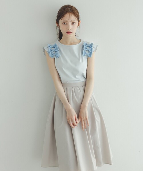 TOCCA(トッカ)の「BOW PARTY Tシャツ(Tシャツ/カットソー・レディース・アイボリー系/ブルー系/ブラック系・SMALL/MEDIUM)」の4枚目の写真