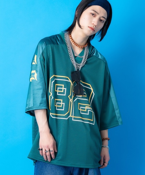 a.p.o.v.（エーピーオービー）の「a.p.o.v. レイヤーナンバリング＆フェルトロゴワッペンメッシュフットボールシャツ（Tシャツ/カットソー・メンズ・ブラック/ブルー/ピンク/グリーン/ホワイト・ONESIZE）」の3枚目の写真