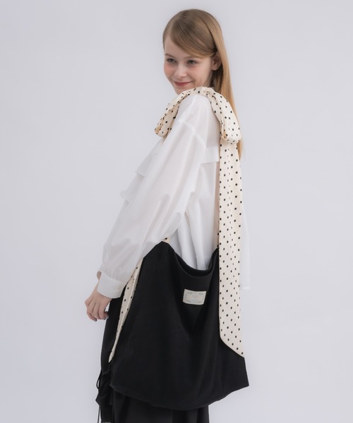 idem（イデム）の「big ribbon tote bag／ビッグリボントートバッグ（トートバッグ・レディース・ブルー/ピンク/ブラック・FREE）」の5枚目の写真
