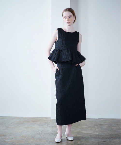 Marilyn Moon（マリリンムーン）の「フローティングジャガードラッフルベスト（ベスト・レディース・ブラック/ホワイト/ベージュ・FREE）」の19枚目の写真