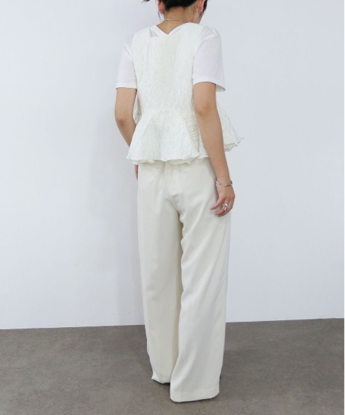 Marilyn Moon（マリリンムーン）の「フローティングジャガードラッフルベスト（ベスト・レディース・ブラック/ホワイト/ベージュ・FREE）」の10枚目の写真