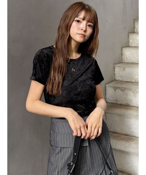 MURUA（ムルーア）の「クロップドシアーベロアTシャツ（Tシャツ/カットソー・レディース・ブラック/ブルー/マスタード/ホワイト・FREE）」の8枚目の写真
