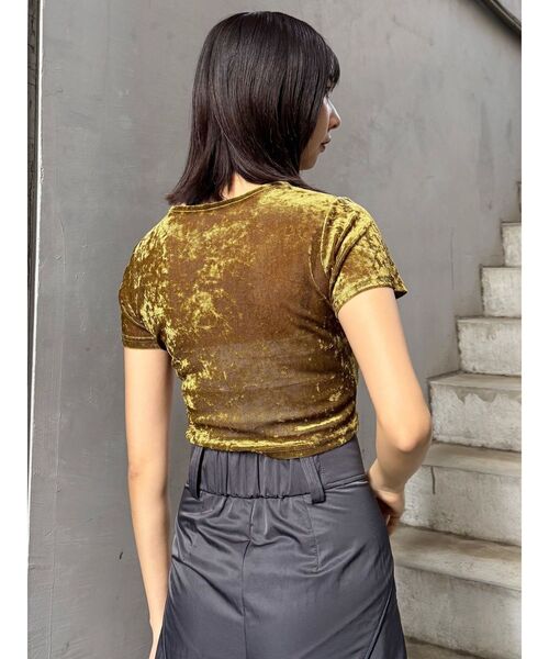 MURUA（ムルーア）の「クロップドシアーベロアTシャツ（Tシャツ/カットソー・レディース・ブラック/ブルー/マスタード/ホワイト・FREE）」の18枚目の写真