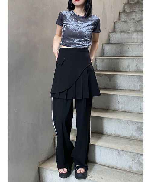 MURUA（ムルーア）の「クロップドシアーベロアTシャツ（Tシャツ/カットソー・レディース・ブラック/ブルー/マスタード/ホワイト・FREE）」の5枚目の写真