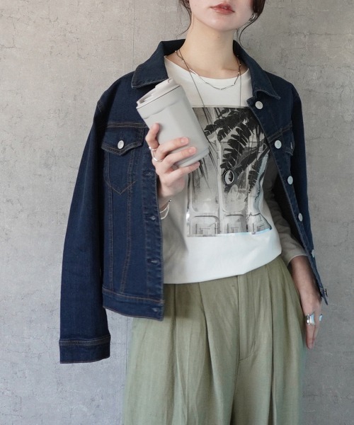 Emma(SELECT LEVERY)(エマ セレクトリベリー)の「植物フォト&箔縁ベーシックロンT(Tシャツ/カットソー・レディース・オフホワイト/チャコール・FREE)」の8枚目の写真