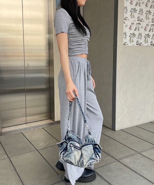 ROGER AND RAW（ロジャーアンドロウ）の「[セットアップ] ギャザークロップドトップス＆フレアパンツ セット（パンツドレス・レディース・グレー/ブラック・FREE）」の20枚目の写真