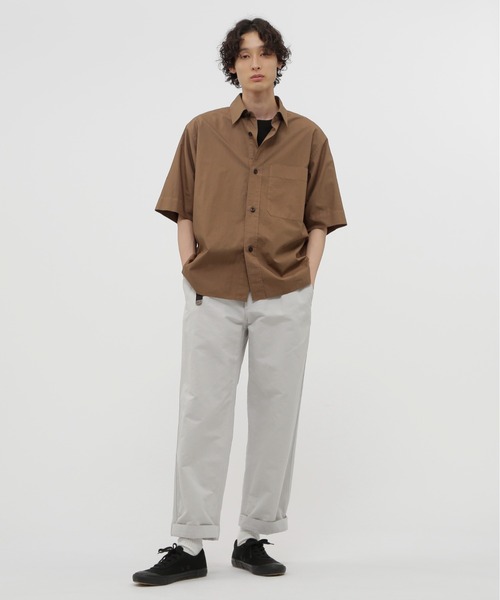 MHL.（エムエイチエル）の「COTTON RAMIE POPLIN（シャツ/ブラウス・メンズ・ブルー系その他2/カーキ/ホワイト/グリーン系その他・LARGE/MEDIUM/SMALL/X-LARGE）」の17枚目の写真