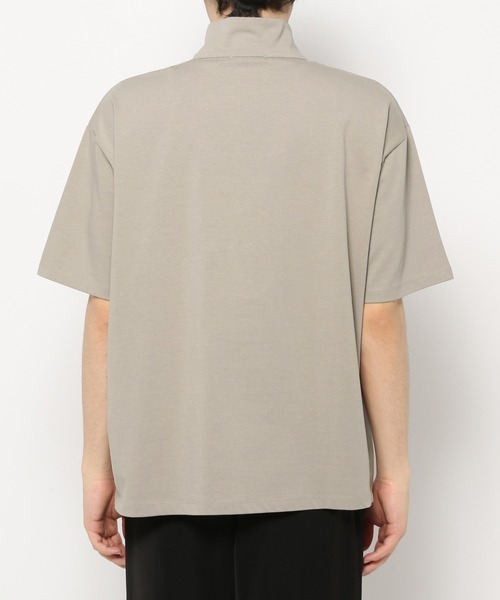 セール】ハーフZIPモチーフプリントカット(HARE)（Tシャツ