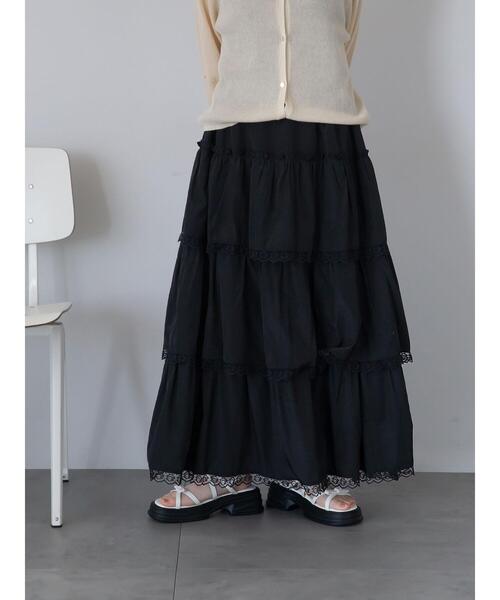 ehka sopo（エヘカソポ）の「レースティアードスカート（スカート・レディース・オフホワイト/ブラック/サックスブルー・F）」の12枚目の写真