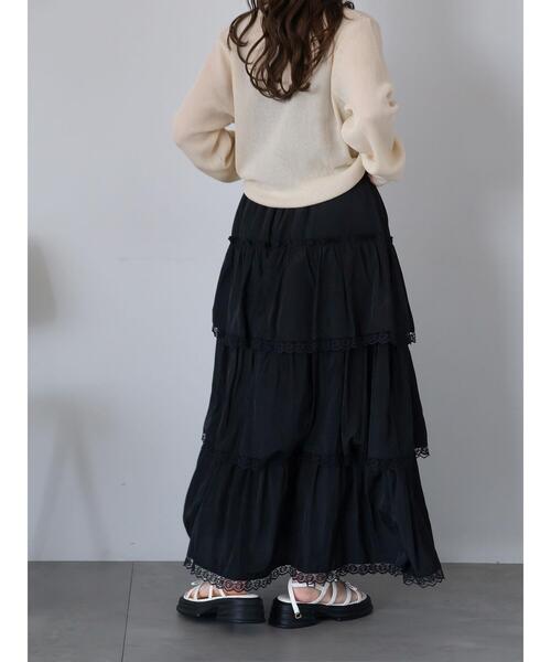 ehka sopo（エヘカソポ）の「レースティアードスカート（スカート・レディース・オフホワイト/ブラック/サックスブルー・F）」の14枚目の写真
