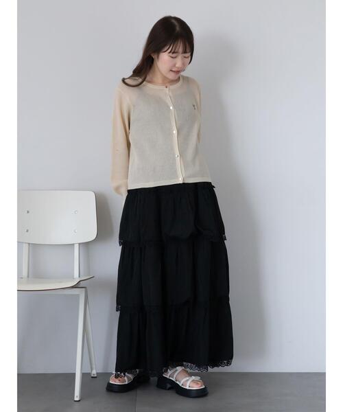 ehka sopo（エヘカソポ）の「レースティアードスカート（スカート・レディース・オフホワイト/ブラック/サックスブルー・F）」の16枚目の写真