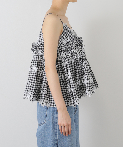 crinkle crinkle crinkle 黒　キャミソール　ブラウス crinkle crinkle crinkle】3D embroidery camisole/3D刺繍