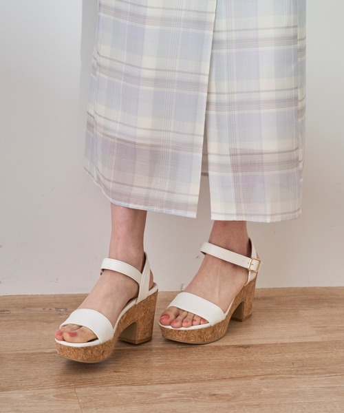 31 Sons de mode（トランテアン　ソン　ドゥ　モード）の「2025春夏新作 コルクソールサンダル（サンダル・レディース・ブラック/オフホワイト/インディゴブルー・S/M/L）」の10枚目の写真