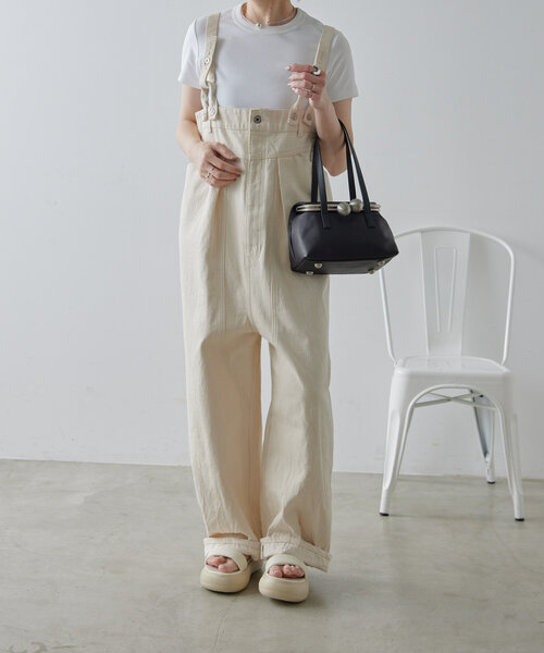 ear PAPILLONNER(イアパピヨネ)の「【kawa-kawa(カワカワ)】NO1512kuchiganeトートバッグM(トートバッグ・レディース・ブラック・FREE)」の2枚目の写真