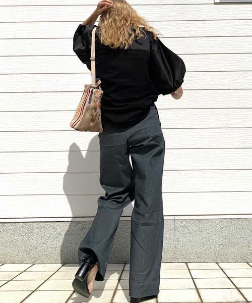 Casselini(キャセリーニ)の「メッシュシート巾着(トートバッグ・レディース・ベージュ系その他/ブラック系その他・ONE SIZE)」の3枚目の写真