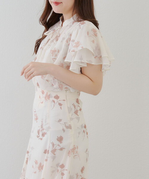 Another Branch olive des olive(アナザーブランチオリーブデオリーブ)の「【WEB先行予約】【SETUP対応】ぼかし花柄フレア袖ブラウス(シャツ/ブラウス・レディース・ブラウン/グレー/ブルー・FREE)」の18枚目の写真