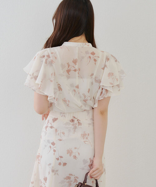 Another Branch olive des olive(アナザーブランチオリーブデオリーブ)の「【WEB先行予約】【SETUP対応】ぼかし花柄フレア袖ブラウス(シャツ/ブラウス・レディース・ブラウン/グレー/ブルー・FREE)」の15枚目の写真