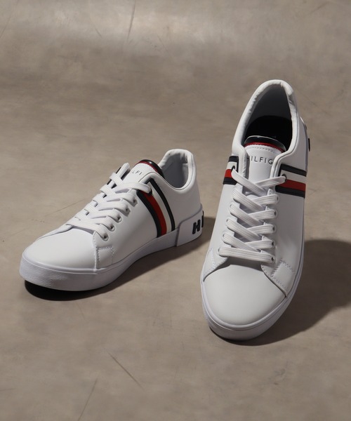 TOMMY HILFIGER（トミーヒルフィガー）の「【TOMMY HILFIGER/トミーヒルフィガー】tmRAMUS/シンセティックレザー ローカット ロゴスニーカー（スニーカー・メンズ・ホワイト・7.5/8/8.5/9）」の4枚目の写真