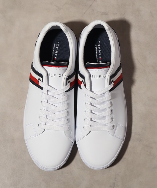 TOMMY HILFIGER（トミーヒルフィガー）の「【TOMMY HILFIGER/トミーヒルフィガー】tmRAMUS/シンセティックレザー ローカット ロゴスニーカー（スニーカー・メンズ・ホワイト・7.5/8/8.5/9）」の6枚目の写真