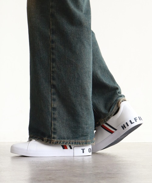 TOMMY HILFIGER（トミーヒルフィガー）の「【TOMMY HILFIGER/トミーヒルフィガー】tmRAMUS/シンセティックレザー ローカット ロゴスニーカー（スニーカー・メンズ・ホワイト・7.5/8/8.5/9）」の11枚目の写真