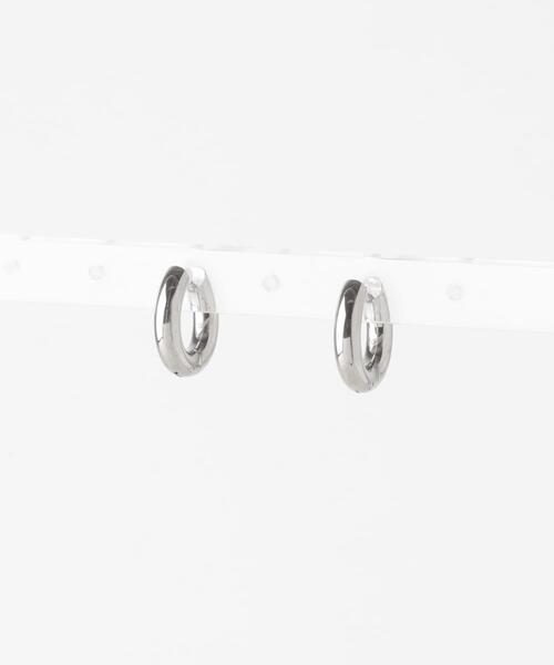 URBAN RESEARCH Sonny Label(アーバンリサーチサニーレーベル)の「サージカルステンレスフープピアス(ピアス(両耳用)・レディース・シルバー・ONE)」の4枚目の写真