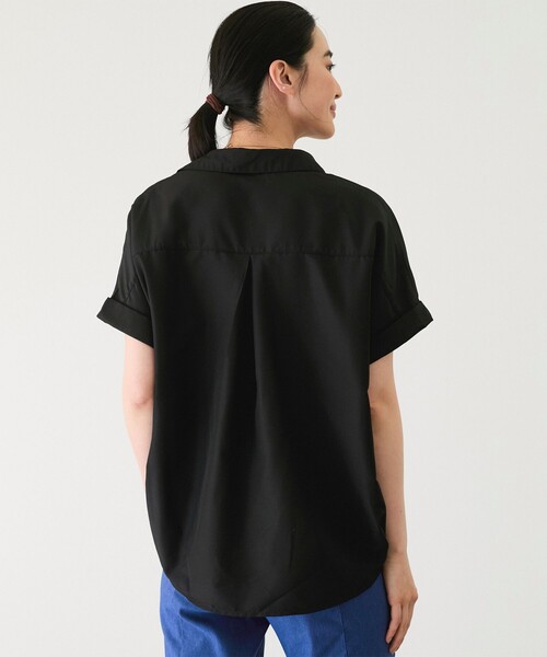 Jayro(ジャイロ)の「合繊タケノコタック入りブラウス(シャツ/ブラウス・レディース・ブラック/サックスブルー/ホワイト/ライトグリーン/グレー系その他・M)」の13枚目の写真