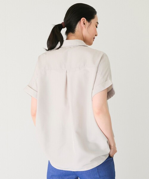 Jayro(ジャイロ)の「合繊タケノコタック入りブラウス(シャツ/ブラウス・レディース・ブラック/サックスブルー/ホワイト/ライトグリーン/グレー系その他・M)」の20枚目の写真