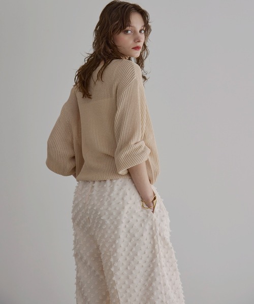 MIELI INVARIANT（ミエリインヴァリアント）の「Cubic Dobby Tuck Pants（その他パンツ・レディース・アイボリー・FREE）」の11枚目の写真