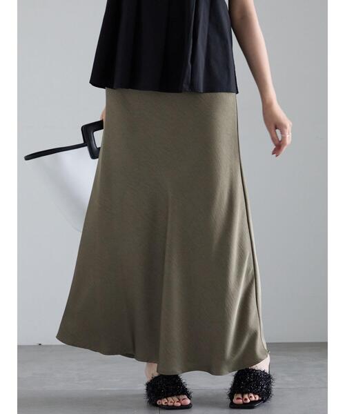 Te chichi（テチチ）の「【松井愛莉着用】フィブリルロングナロースカート《2025summer catalog item》（スカート・レディース・カーキ/オフホワイト/ブラウン・F）」の9枚目の写真
