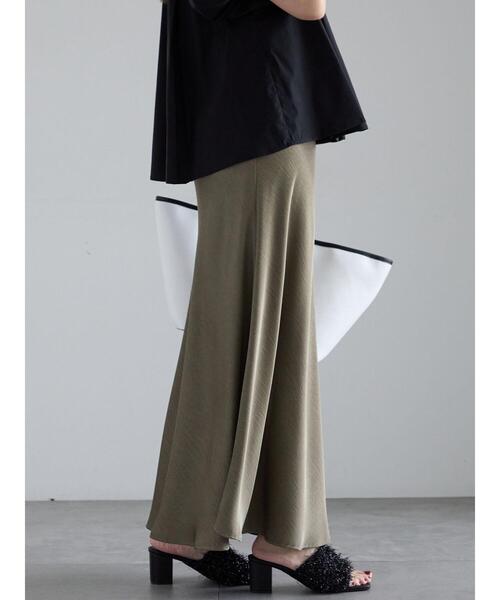 Te chichi（テチチ）の「【松井愛莉着用】フィブリルロングナロースカート《2025summer catalog item》（スカート・レディース・カーキ/オフホワイト/ブラウン・F）」の12枚目の写真