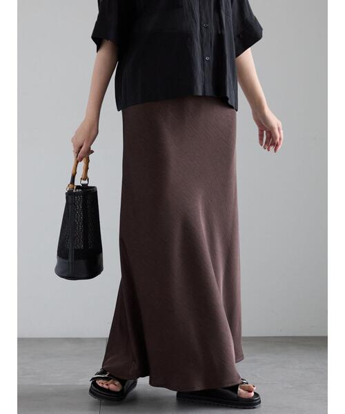 Te chichi（テチチ）の「【松井愛莉着用】フィブリルロングナロースカート《2025summer catalog item》（スカート・レディース・カーキ/オフホワイト/ブラウン・F）」の18枚目の写真