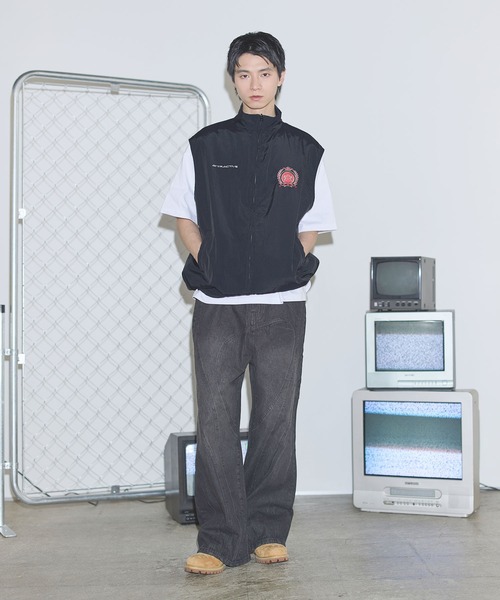 MSG（エムエスジー）の「ナイロン リバーシブルドローコードスタンドネックベスト【UNISEX】（ベスト・メンズ・ブラック/ワイン/チャコール/ネイビー・S/M/L/XL）」の15枚目の写真