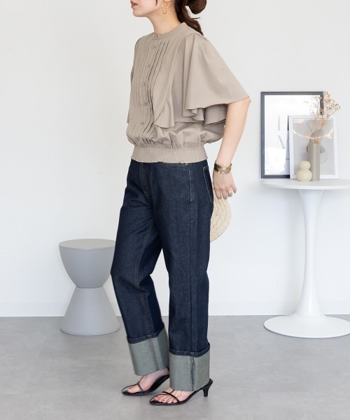 RCD(アールシーディー)の「ピンタックフレア袖ブラウス風カットソー(Tシャツ/カットソー・レディース・ブラック/グレイッシュベージュ/オフホワイト/チャコールグレー・M-L/LL~3L/4L~5L)」の12枚目の写真