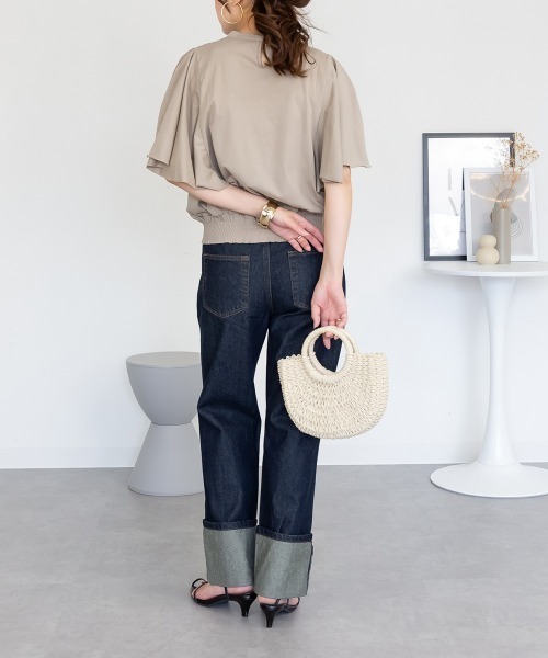 RCD(アールシーディー)の「ピンタックフレア袖ブラウス風カットソー(Tシャツ/カットソー・レディース・ブラック/グレイッシュベージュ/オフホワイト/チャコールグレー・M-L/LL~3L/4L~5L)」の11枚目の写真