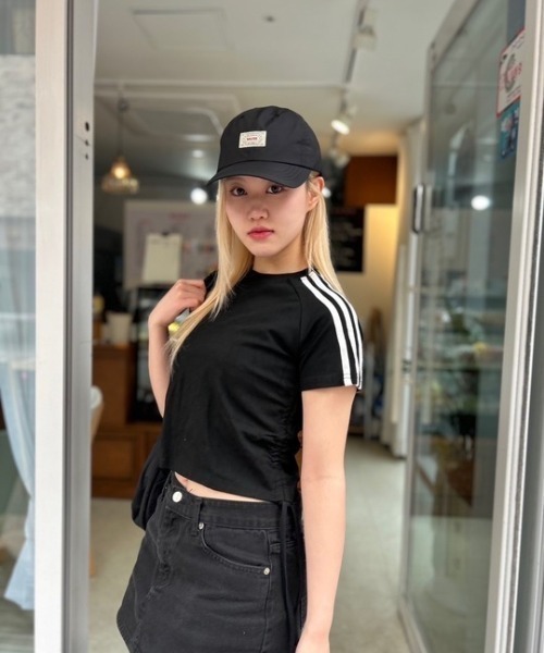 ipugo(イプゴ)の「ipugo/イプゴ サイドライントラックTシャツ 秋物 秋服 2026年秋冬(Tシャツ/カットソー・レディース・ブラック・FREE)」の7枚目の写真