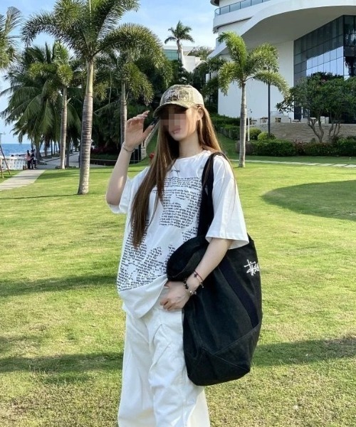 FreeZone(フリーゾーン)の「キャットシルエットテキストプリントTシャツ(Tシャツ/カットソー・メンズ・ブラック/ホワイト/ライトグレー/ピンク/ネイビー・F)」の7枚目の写真