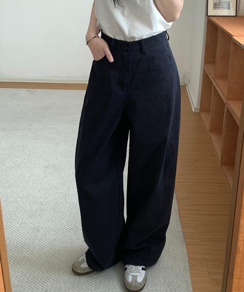 FREE STYLISTS(フリー スタイリスト)の「YUGA_YGMC Carvy wide length pants(デニムパンツ・レディース・ネイビー/ホワイト・L/M/S)」の9枚目の写真