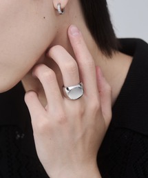 WYZ surgical stainless（ダブリューワイゼットサージカルステンレス）の「【 金属アレルギー対応 】ボリューム 印台リング サージカルステンレス（リング・メンズ）」