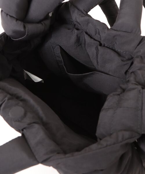 OLEND（オレンド）の「COMPACT ONA SOFT BAG（ハンドバッグ・レディース・ベージュ/ブラック/ブルー/オレンジ系その他・FREE）」の12枚目の写真