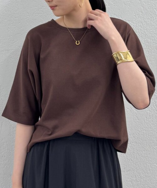 LOUNGEDRESS(ラウンジドレス)の「ドルマンカットソー(Tシャツ/カットソー・レディース・ブラック/オフホワイト/ブラウン・FREE)」の3枚目の写真