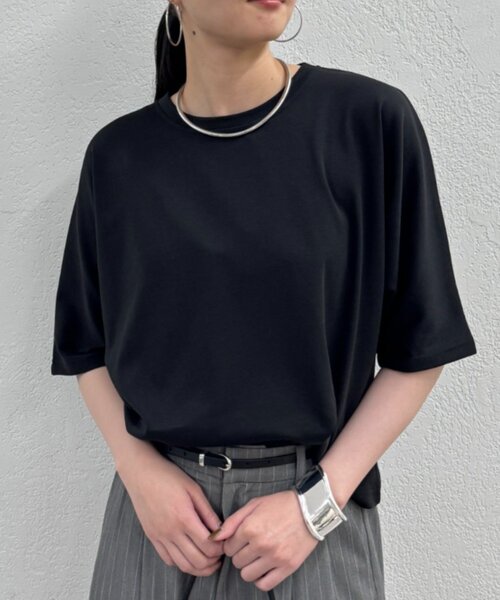 LOUNGEDRESS(ラウンジドレス)の「ドルマンカットソー(Tシャツ/カットソー・レディース・ブラック/オフホワイト/ブラウン・FREE)」の2枚目の写真